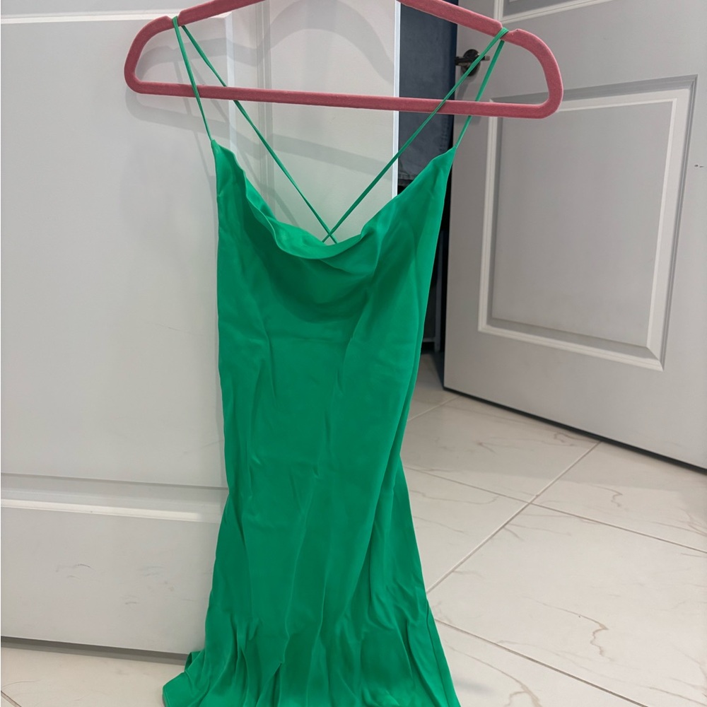 Elegant Green Spaghetti Strap Dress